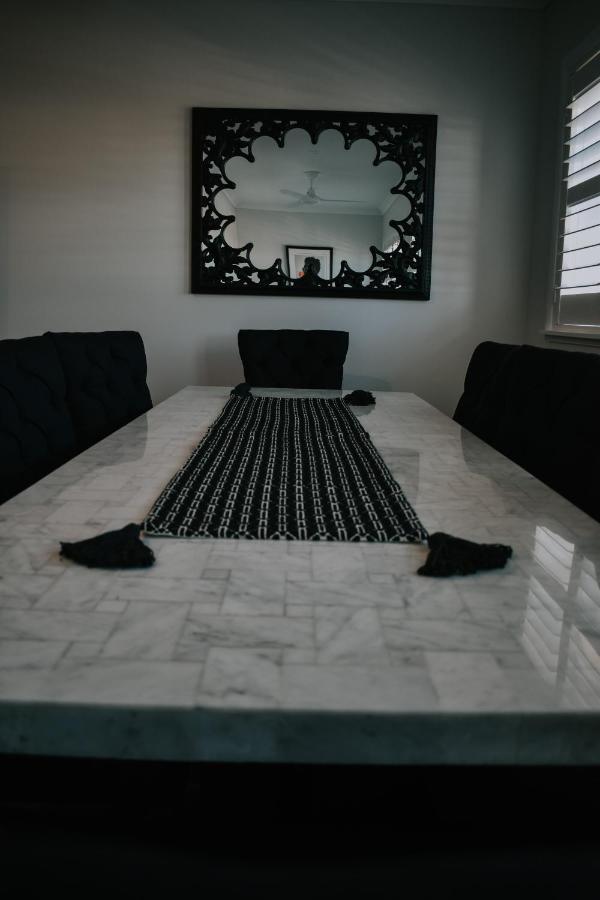CocoBrew Boutique Apartments Rockhampton Extérieur photo