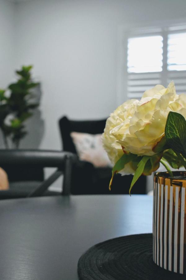 CocoBrew Boutique Apartments Rockhampton Extérieur photo